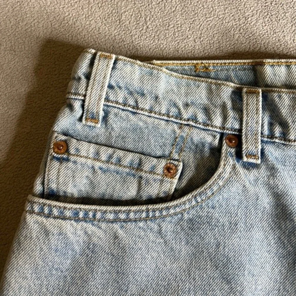 Vintage Levi’s 570 Jeans Size 36x32 baggy fit made in USA